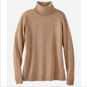 Pendleton tan turtleneck size XL